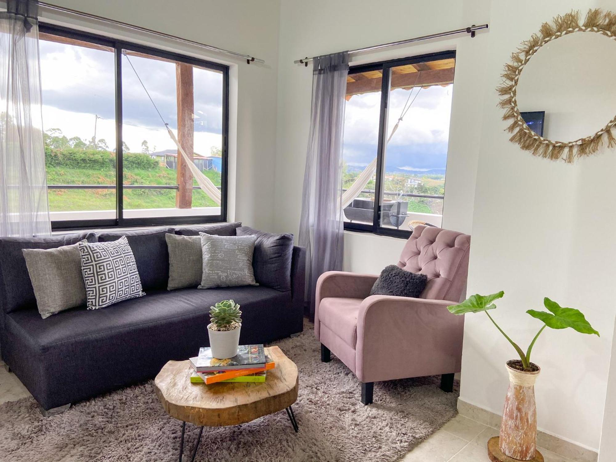 Cabanas Con Jacuzzi Y Chimenea - Casa Floral, Marinilla Zewnętrze zdjęcie